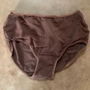 high brief brown